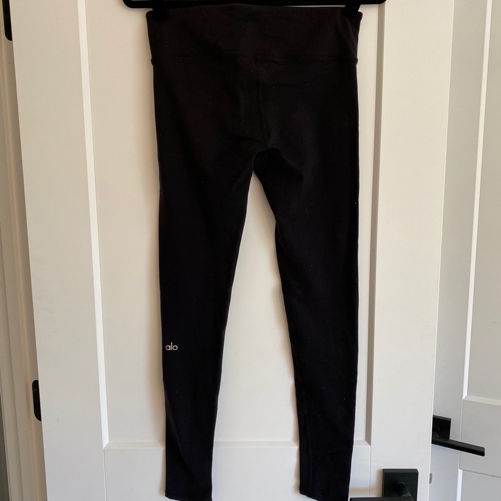 Black Alo Leggings